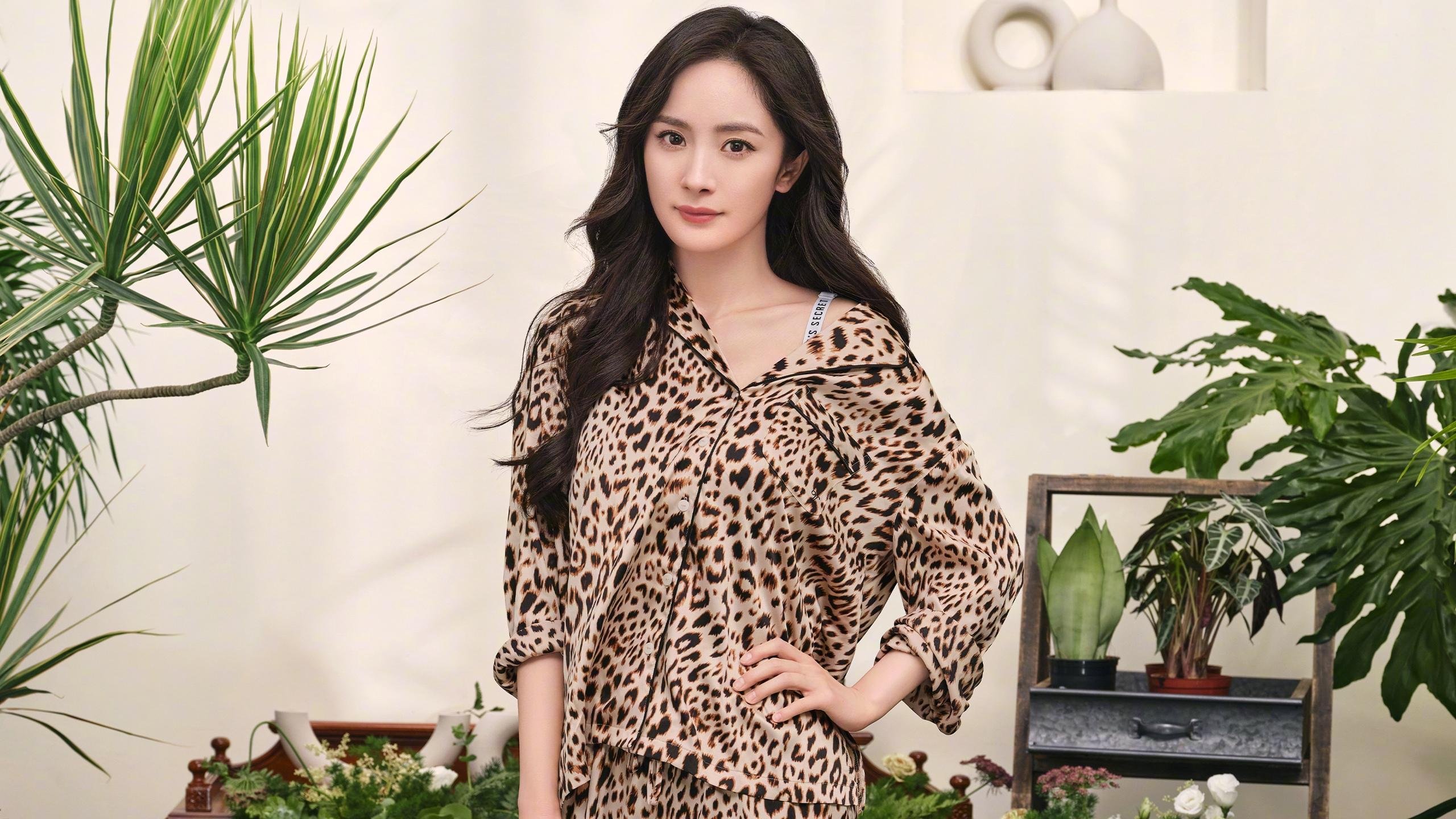 德国男子100米仰泳选手在预赛中表现出色,晋级半决赛,男子100m仰泳世界纪录