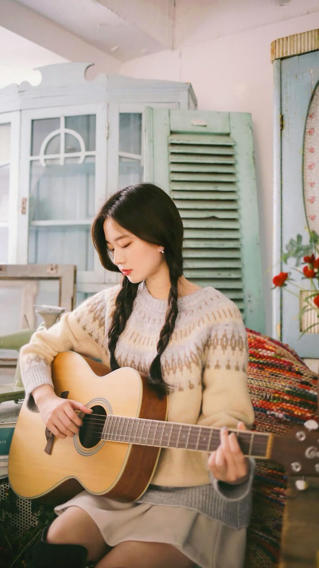 赫塔菲续约主帅,球队稳定发挥,赫塔菲队主客场球衣