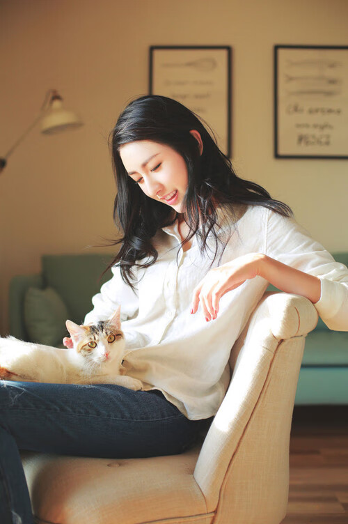 爱游戏登录入口-“四川省体育馆：自由搏击赛事，选手们展开血脉喷张的极限对抗！”