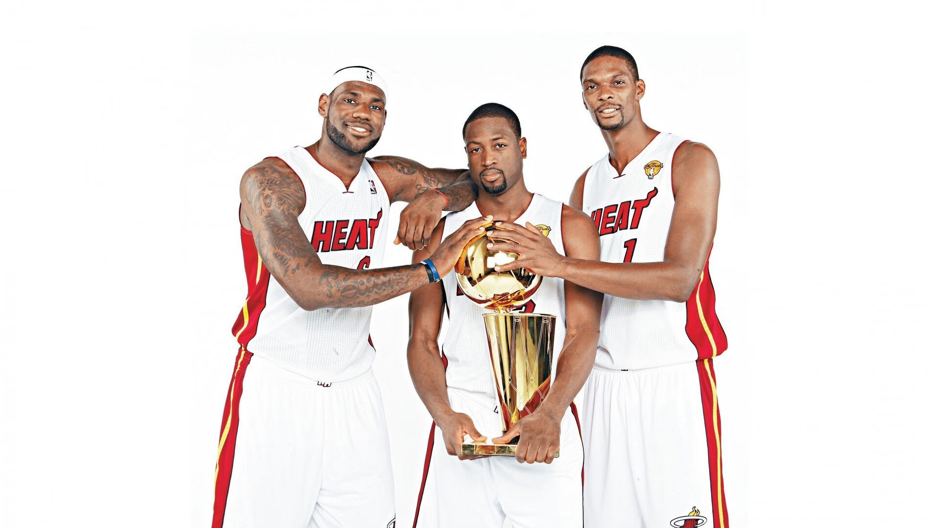 AYX体育官网-国际热身赛U23国足战平 球迷呼吁大胆变阵，2020国足热身赛