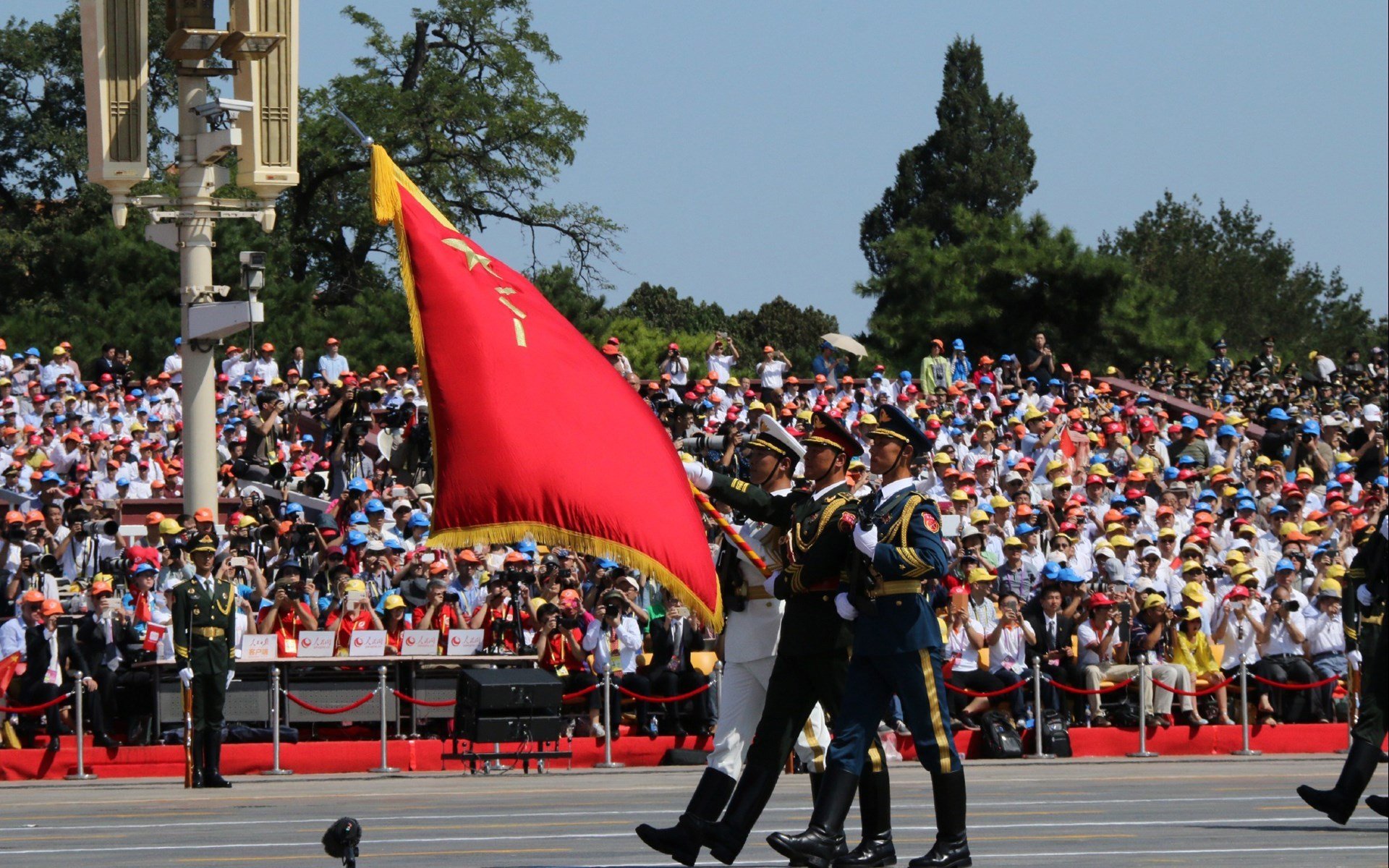 年轻一代球员心态成熟逐步承担关键责任,优秀年轻球员