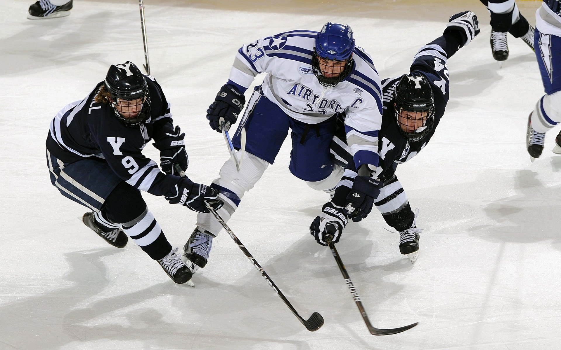 _高空蹦极极限体验：超越极限，勇敢飞翔_，高空蹦极是什么感觉