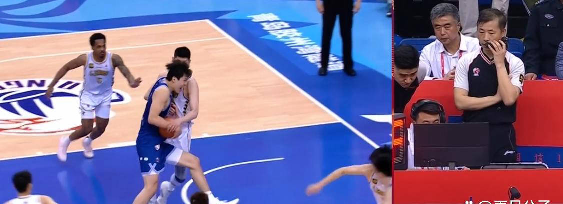 爱游戏体育：WCBA联赛赛事回顾：精彩瞬间与争议判罚的简单介绍