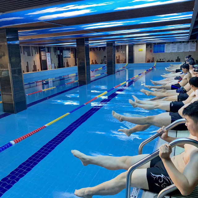 爱游戏体育:游泳健身,塑造完美身材的简单介绍 爱游戏体育:游泳健身,塑造完美身材的简单介绍