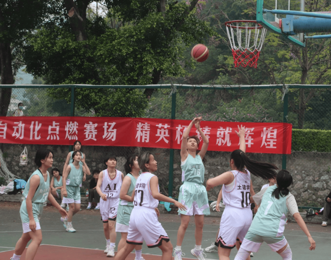 爱游戏体育:校园篮球联赛激情上演,青春风采闪耀赛场的简单介绍 爱游戏体育:校园篮球联赛激情上演,青春风采闪耀赛场的简单介绍