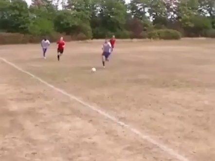 关于爱游戏体育:中国足球留洋“镀金失败”，球员：国外月亮没那么圆！的信息