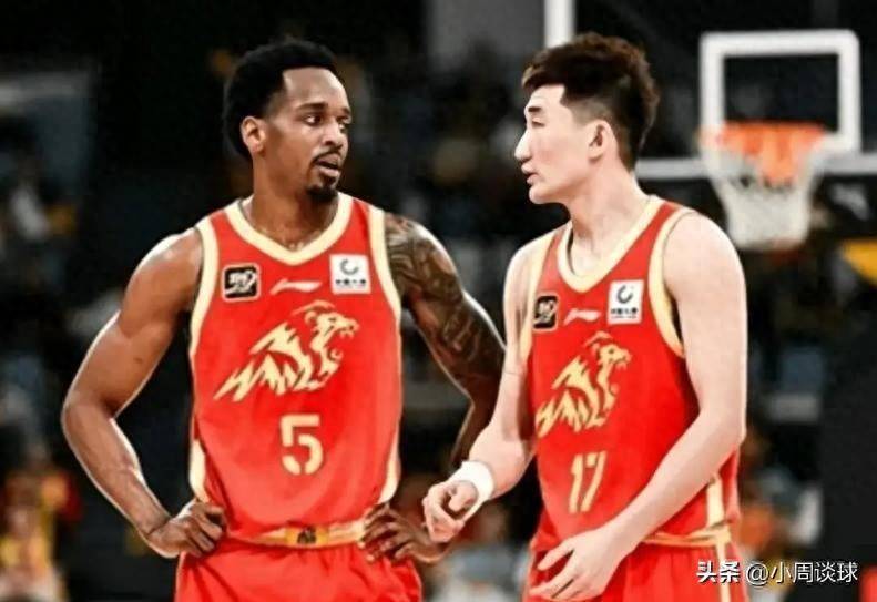 爱游戏体育：中国男篮：归化球员能否成为救星？的简单介绍