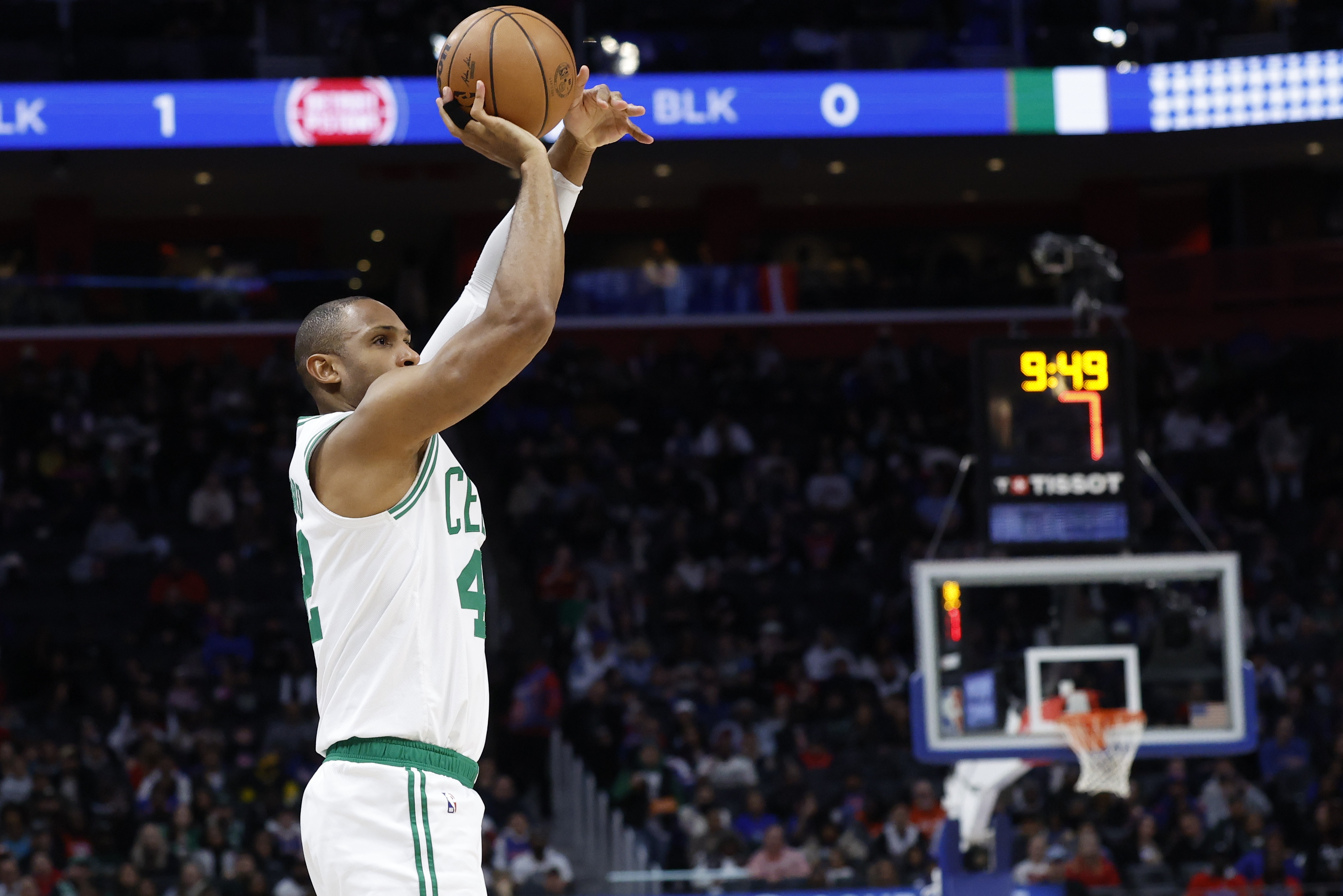 爱游戏体育:凯尔特人队新赛季:霍福德能否保持状态,继续为球队提供稳定贡献?的简单介绍 爱游戏体育:凯尔特人队新赛季:霍福德能否保持状态,继续为球队提供稳定贡献?的简单介绍