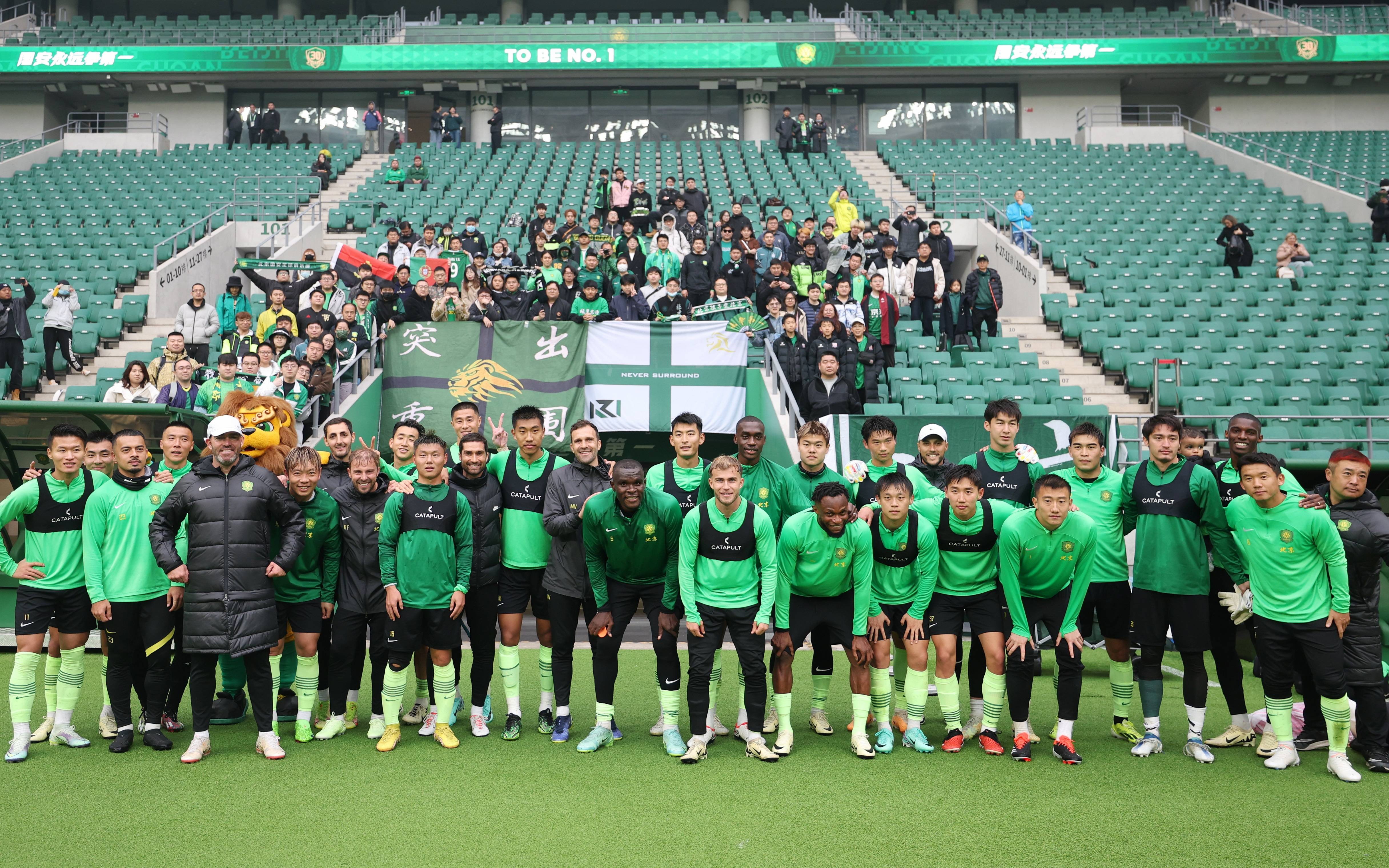 爱游戏体育:中国足球协会举办球迷开放日：与球迷互动，增进了解的简单介绍