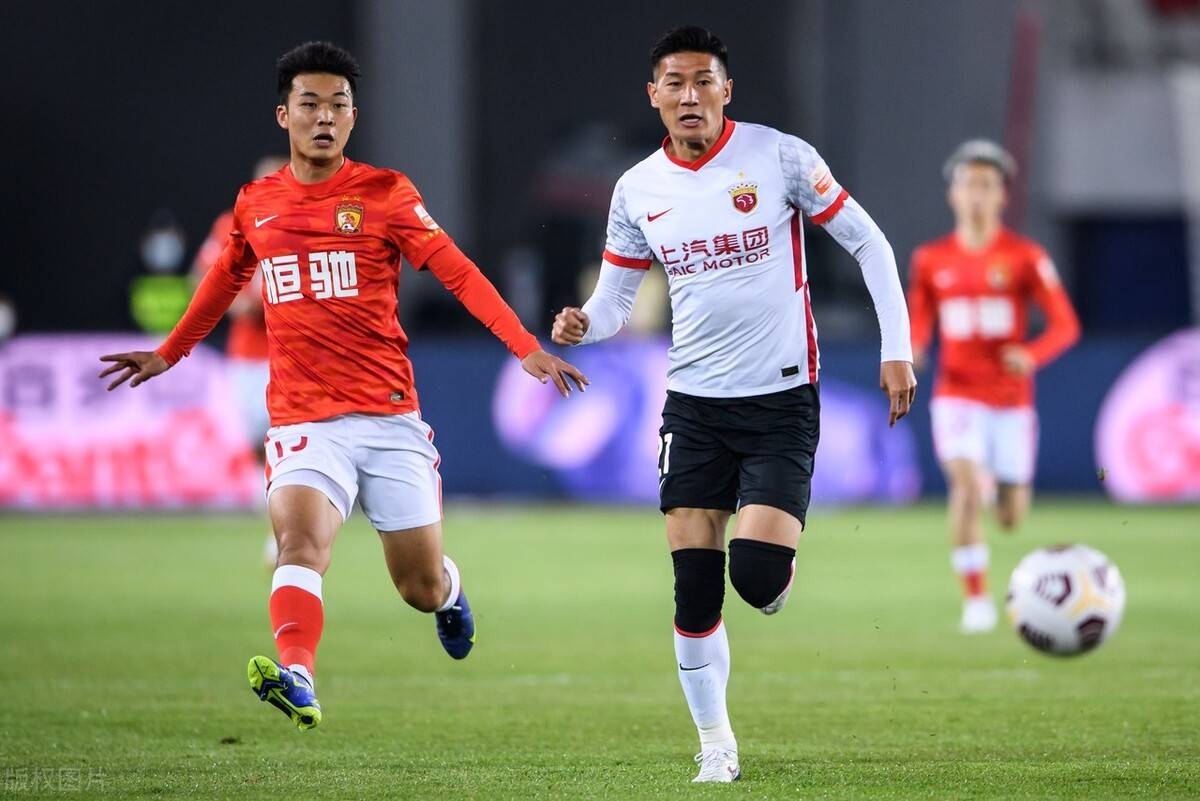 包含爱游戏体育:年轻中场严鼎皓的技术特点与在俱乐部的发展的词条 包含爱游戏体育:年轻中场严鼎皓的技术特点与在俱乐部的发展的词条