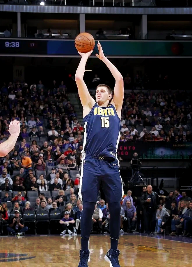 包含爱游戏体育:尼古拉·约基奇蝉联MVP:统治力依旧的词条 包含爱游戏体育:尼古拉·约基奇蝉联MVP:统治力依旧的词条